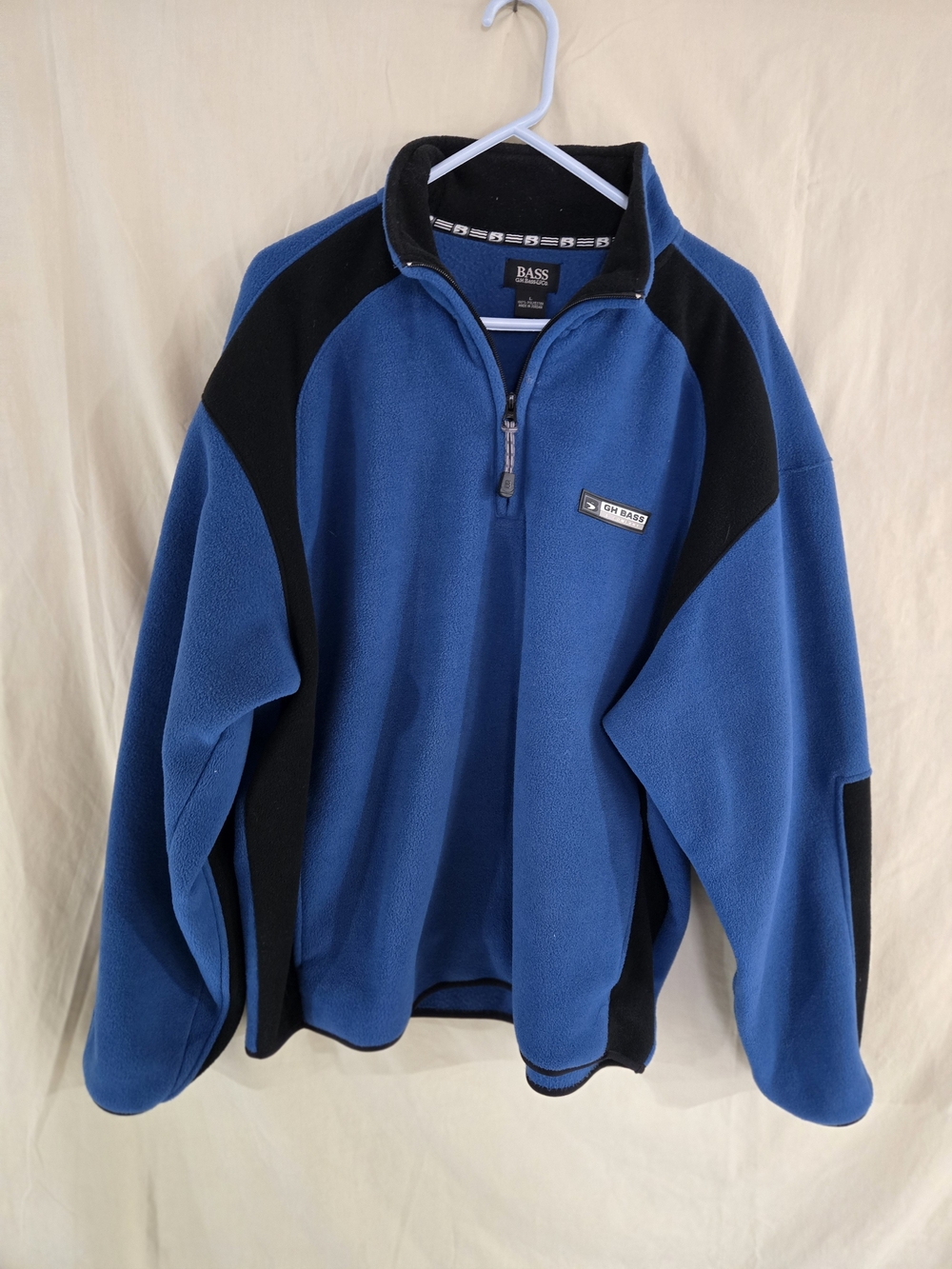 BASS Men’s Blue and Black Quarter-Zip Fleece Sweater